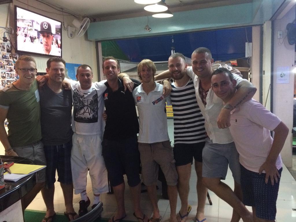 Asia Backpackers Pattaya Ngoại thất bức ảnh